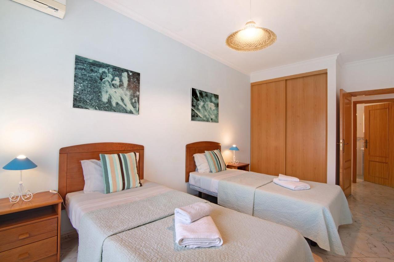 Columbus Beach Apartment Quarteira Eksteriør billede