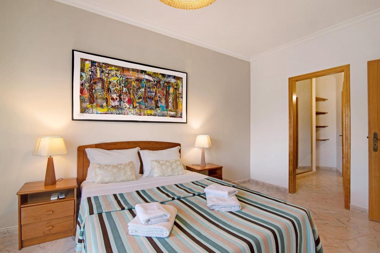 Columbus Beach Apartment Quarteira Eksteriør billede